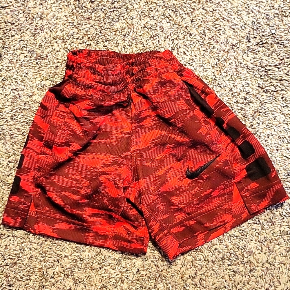 2t nike shorts